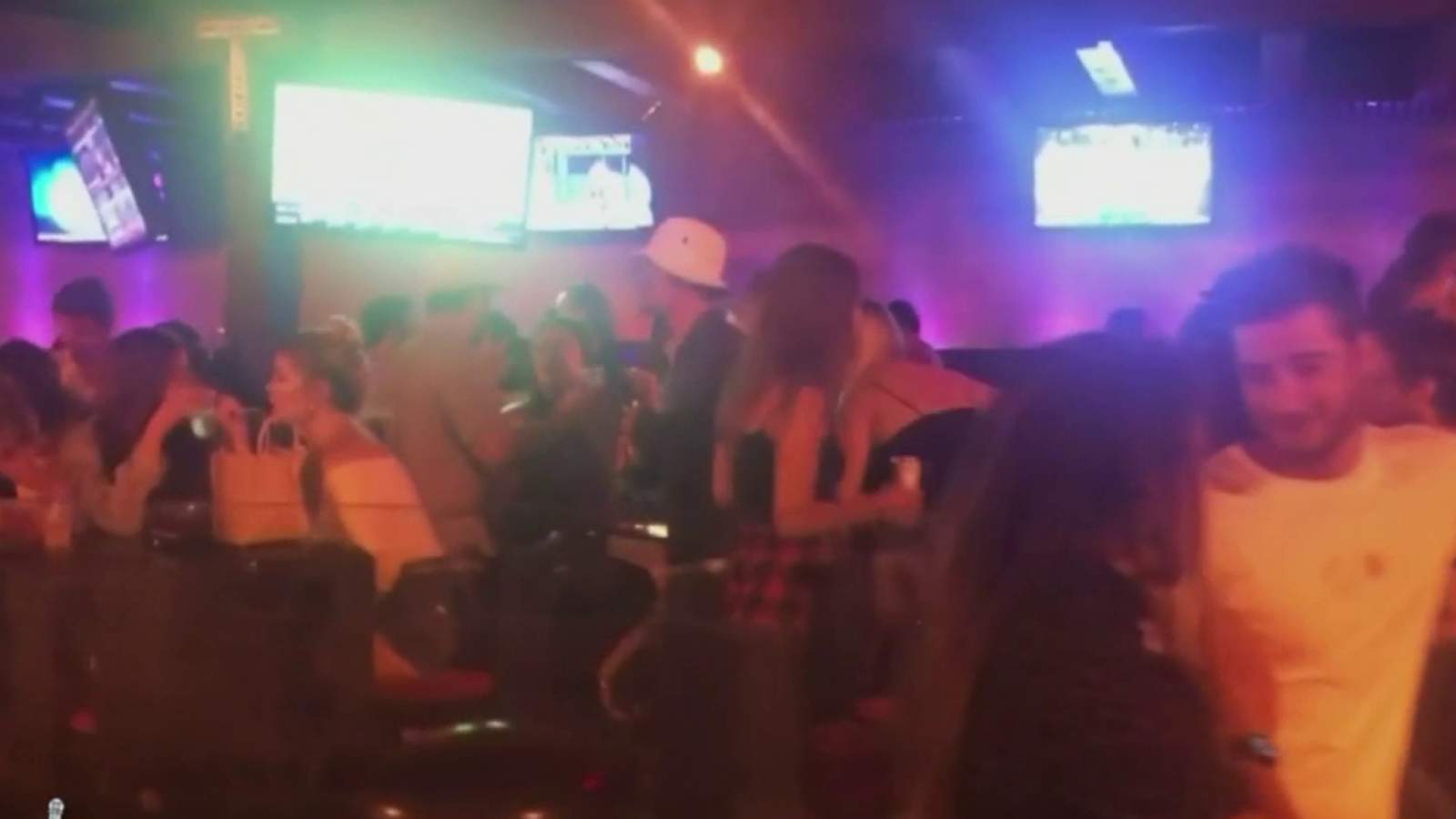 Video shows Royal Oak bar linked to COVID-19 cases was crowded without social distancing