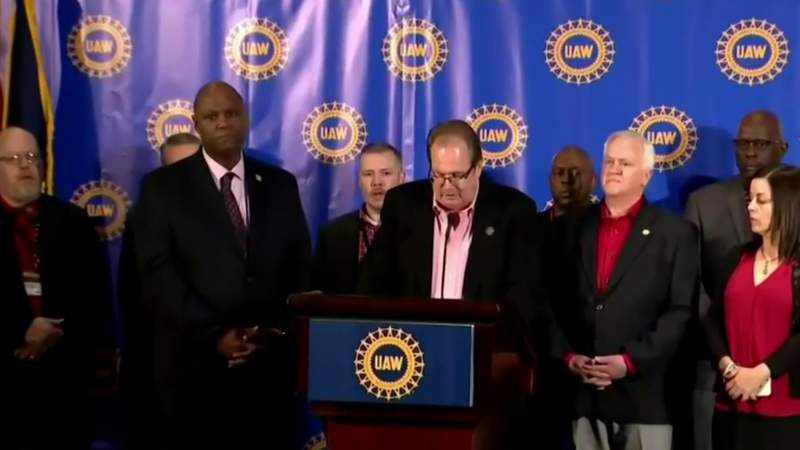 Former UAW President Gary Jones pleads guilty, faces up to 57 months in prison