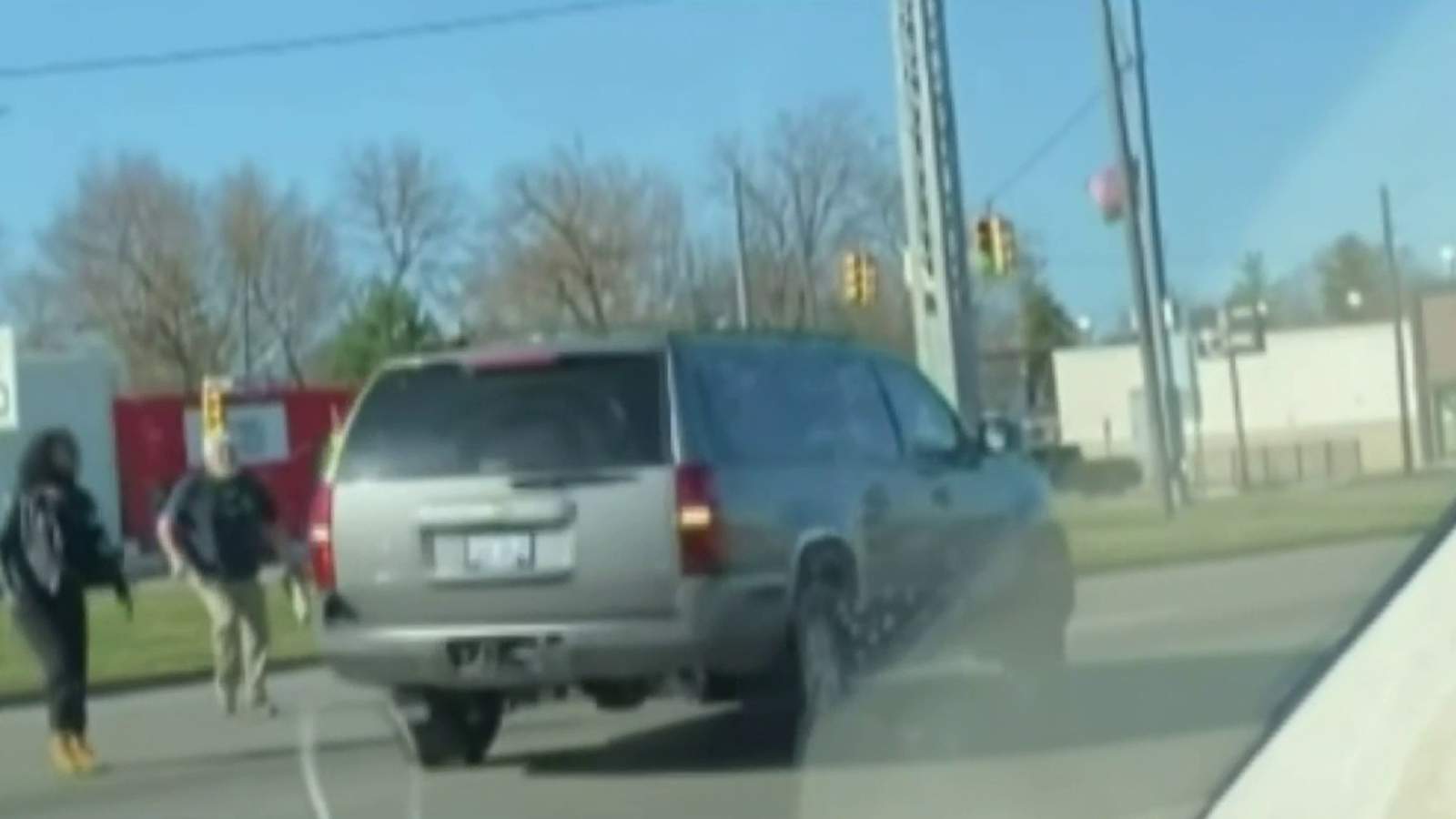 Video shows driverless SUV stuck in reverse on Detroit’s west side