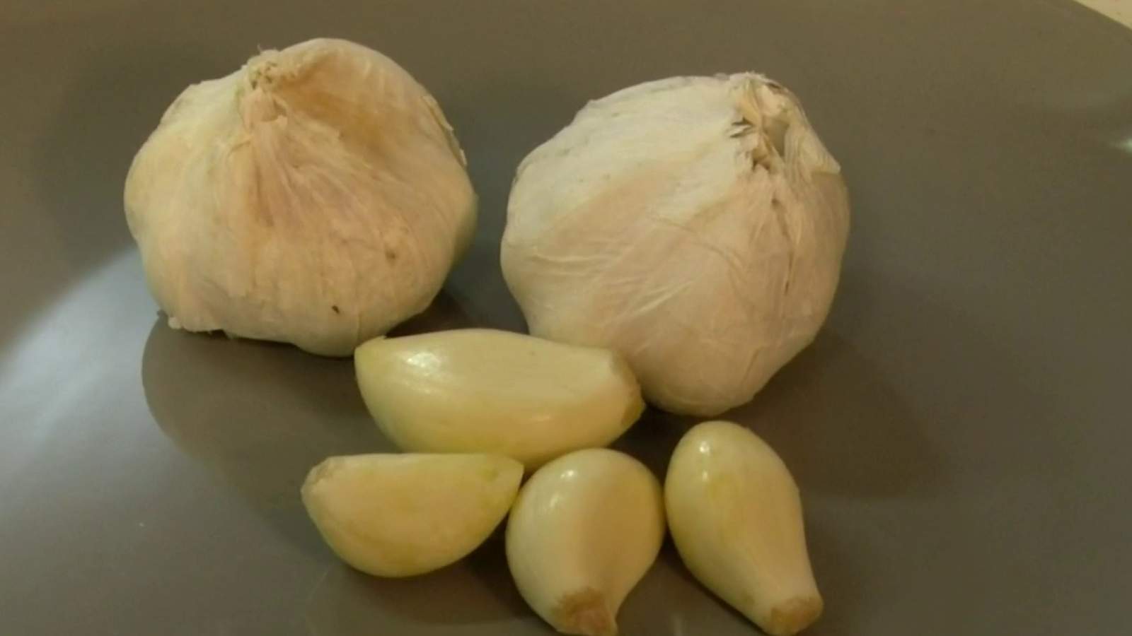 Want an easy way to peel garlic? Check this out!