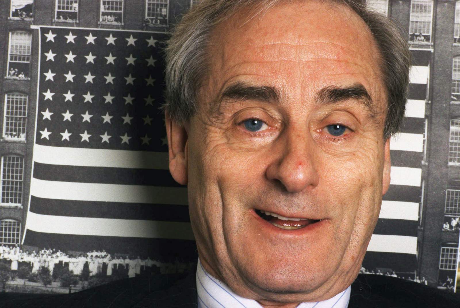 Sir Harold Evans, crusading publisher and author, dies at 92