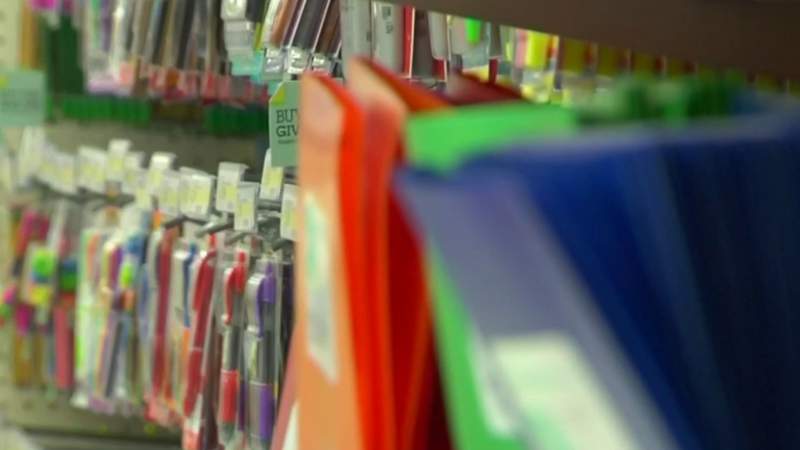 Holiday shopping purchases recommended to be made ahead of supply shortages, shipping delays