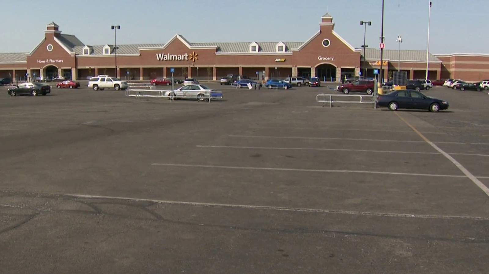 Dearborn Walmart closed until Monday morning for deep cleaning, sanitation