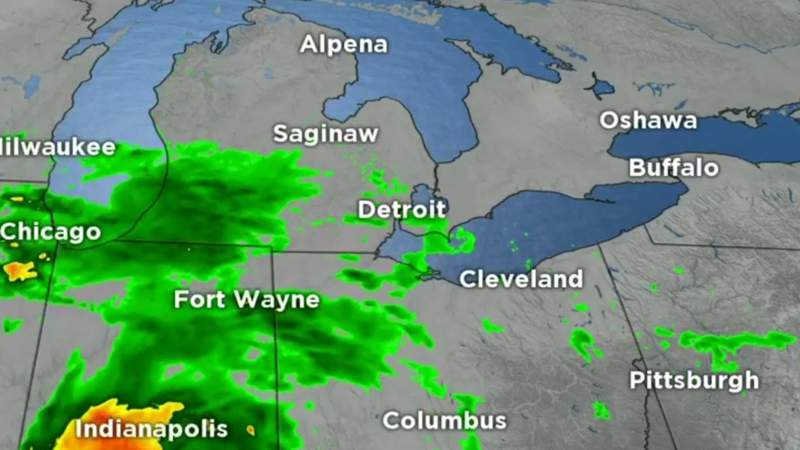 Metro Detroit weather: Mild Saturday night with clouds getting thicker
