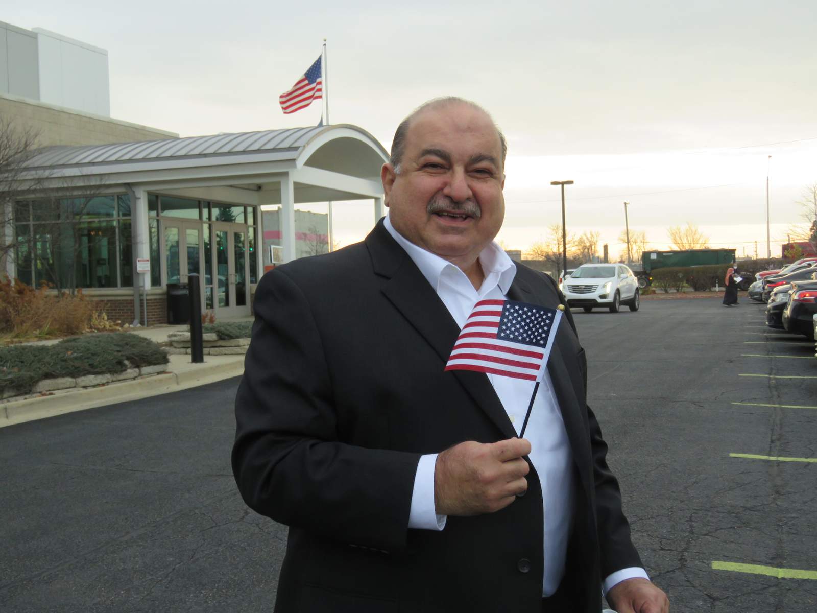 West Bloomfield Iraqi man becomes US citizen after long deportation battle