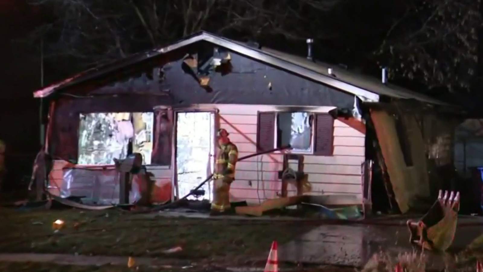 Investigators say gas leak caused home explosion in Warren