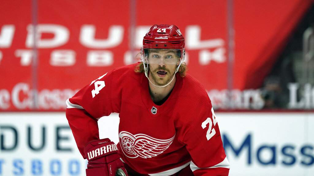 Red Wings trade Jon Merrill to Canadiens for 5th-round pick, Hayden Verbeek
