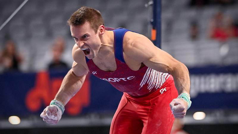 U.S. men take the stage on Day 1 of Olympic Gymnastics Trials