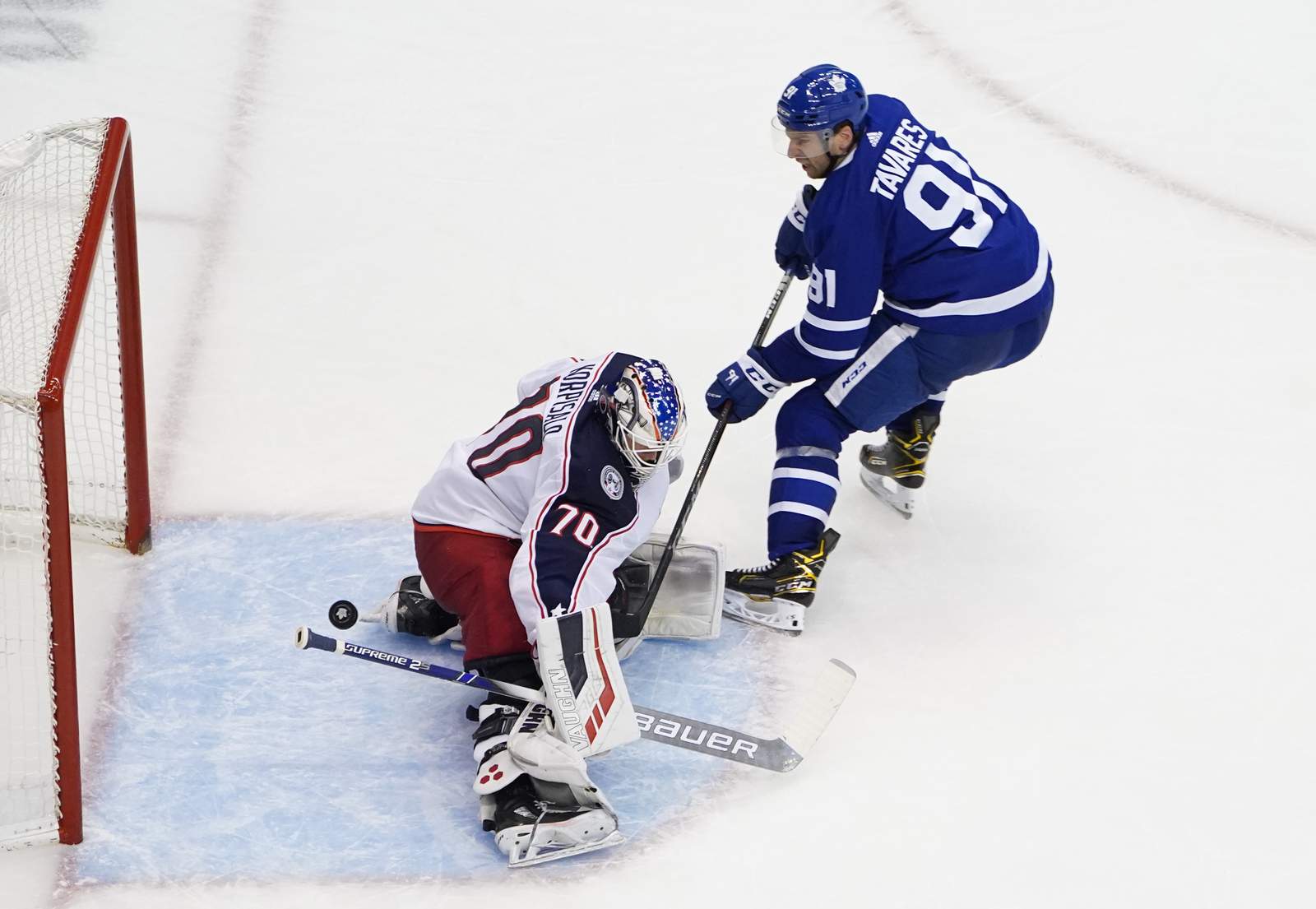 Maple Leafs shut out Blue Jackets 3-0 to even playoff series