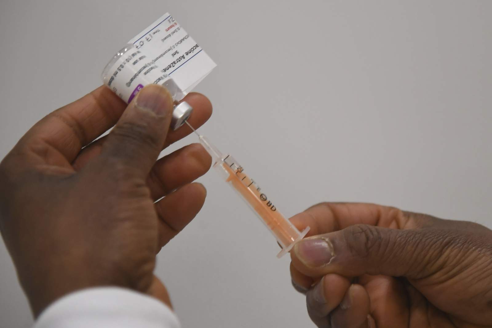 Detroit Mayor Duggan shares vaccine distribution, scheduling info
