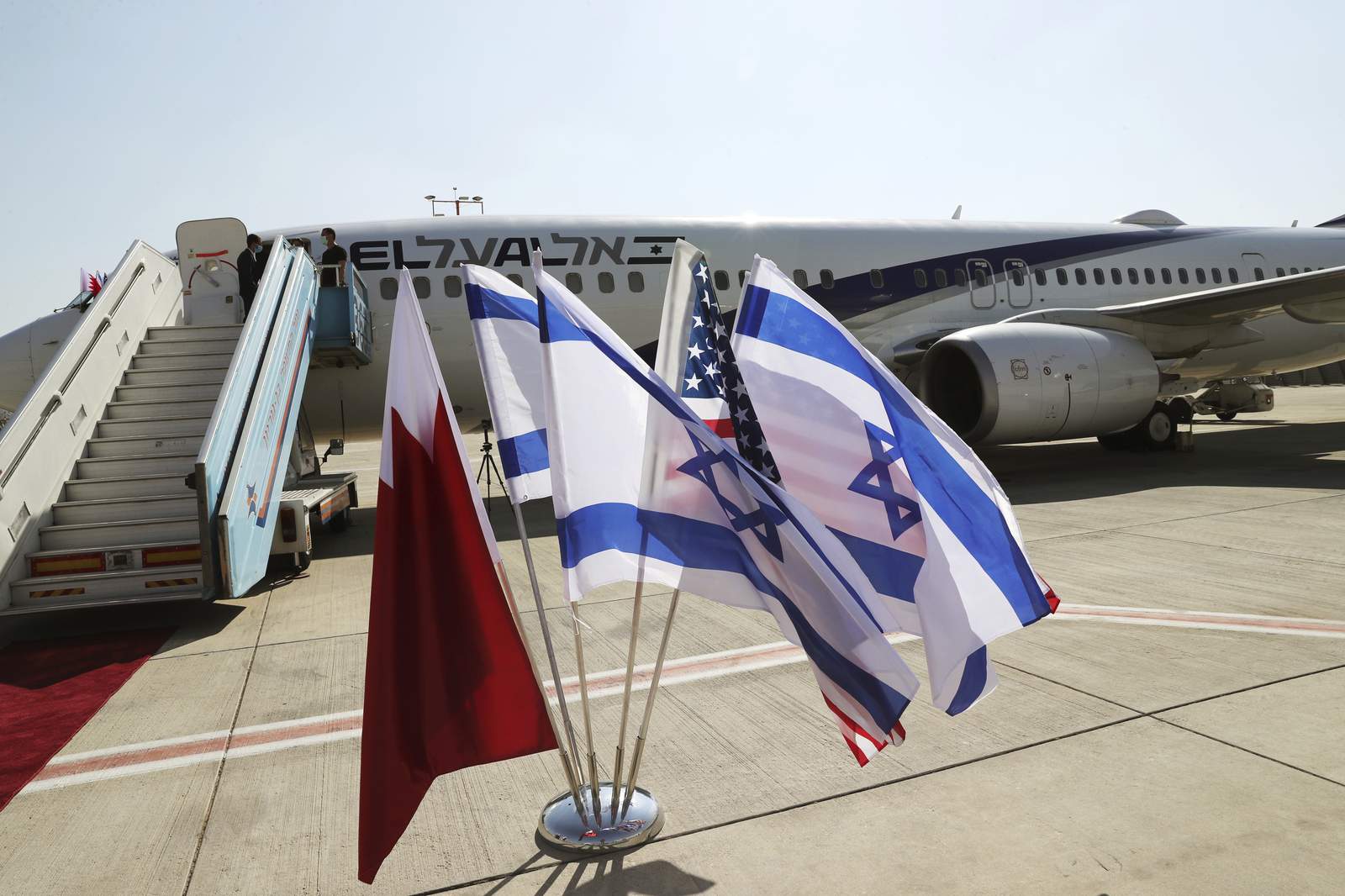 US, Israeli envoys fly to Bahrain to advance nascent ties