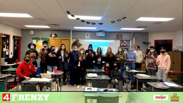 SPOTLIGHT: Livonia Churchill HS AP Biology class overcomes obstacles to learn during the pandemic