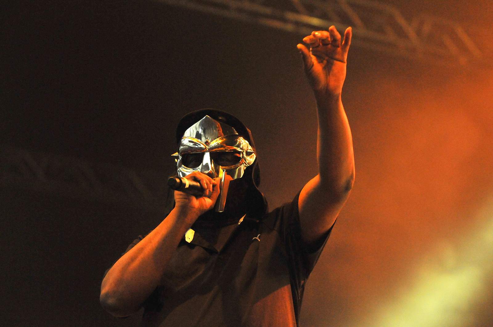 Legendary rapper MF Doom dies at 49, family says