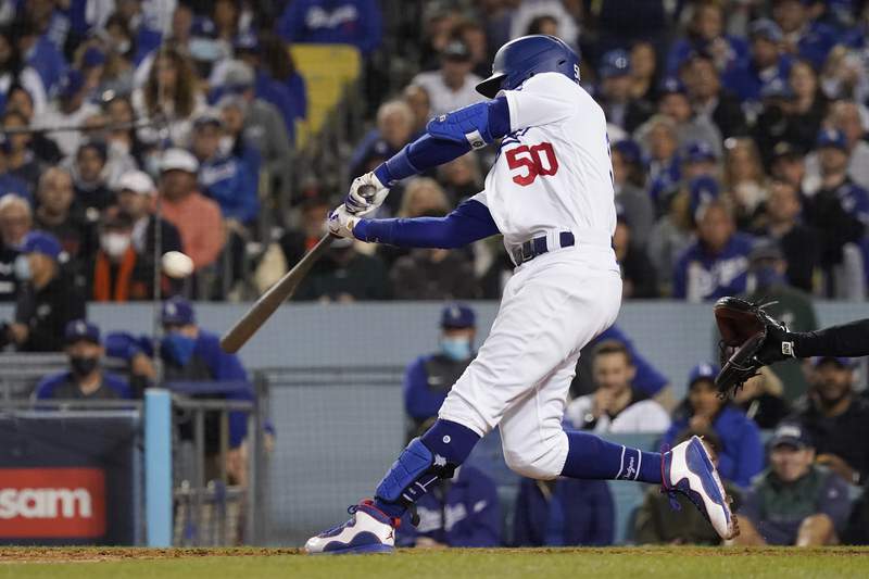 Dodgers beat Giants 7-2, force decisive Game 5 in NLDS