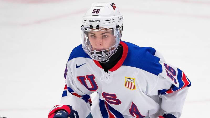 Red Wings select Michigan native Carter Mazur at 70th overall in 2021 NHL Draft