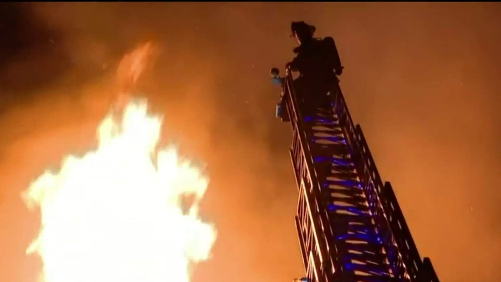 Firefighters battle house fire on Detroit’s west side