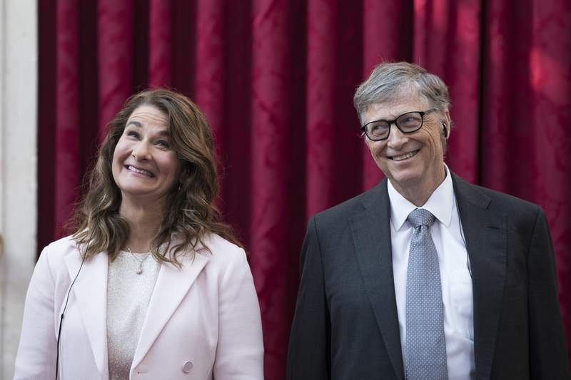 Gates Foundation sets 2-year, post-divorce power share trial