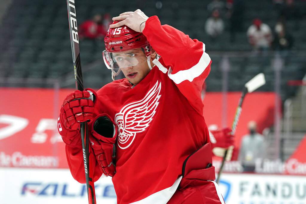 Vrana scores in Detroit debut, Red Wings beat Chicago 4-1