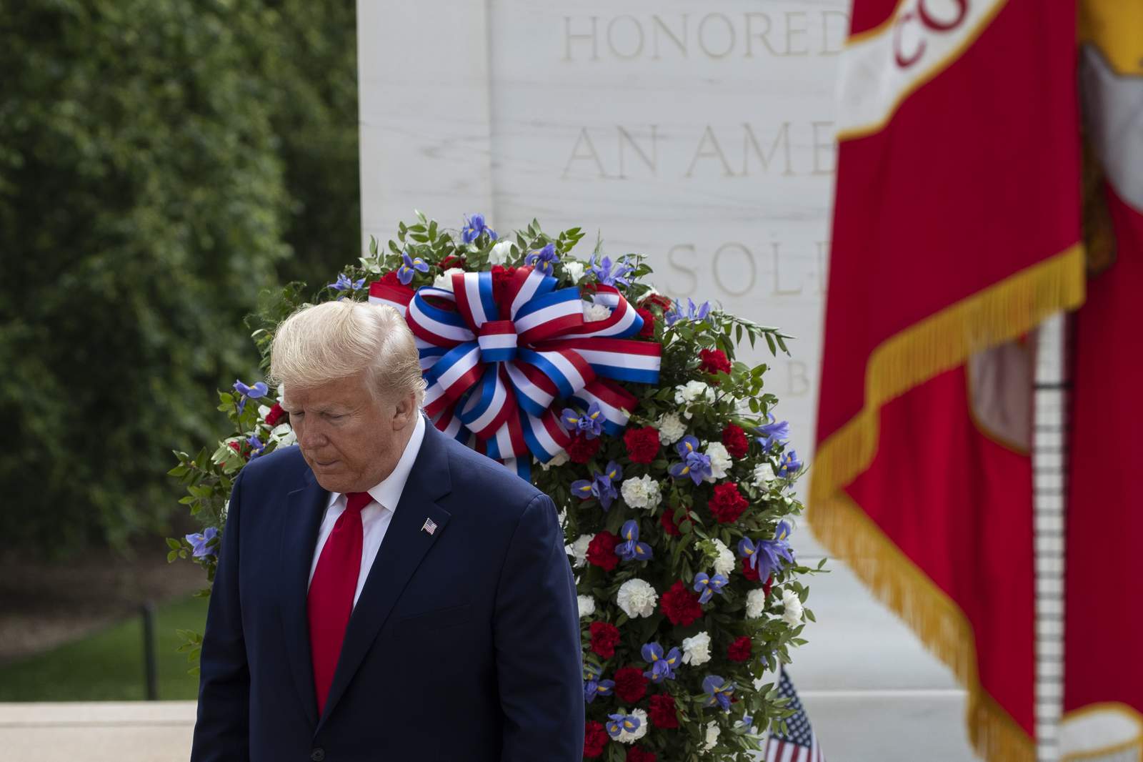 Trump honors fallen soldiers on Memorial Day in twin events