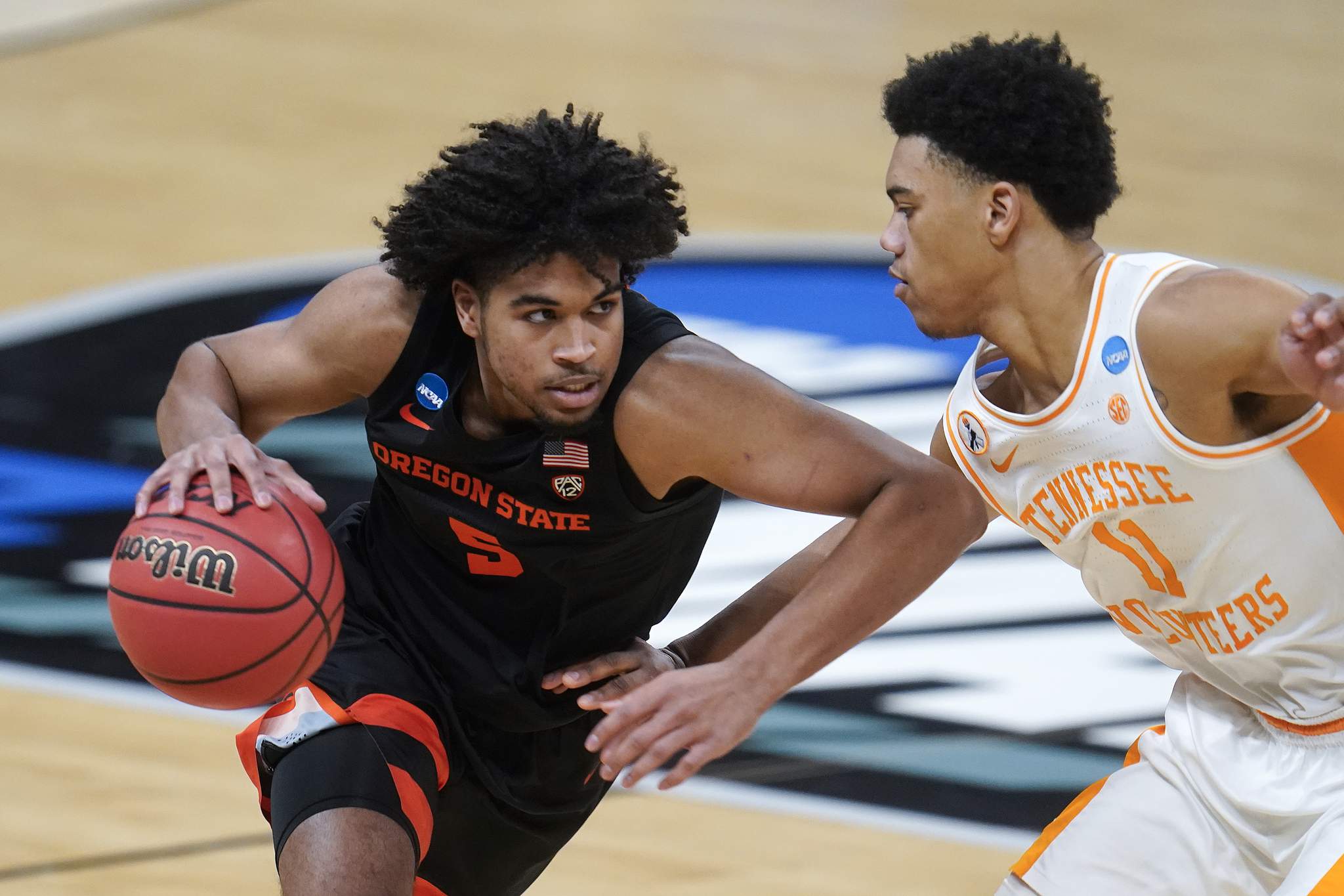 The Latest: 12th-seeded Oregon State upsets No. 5 Tennessee