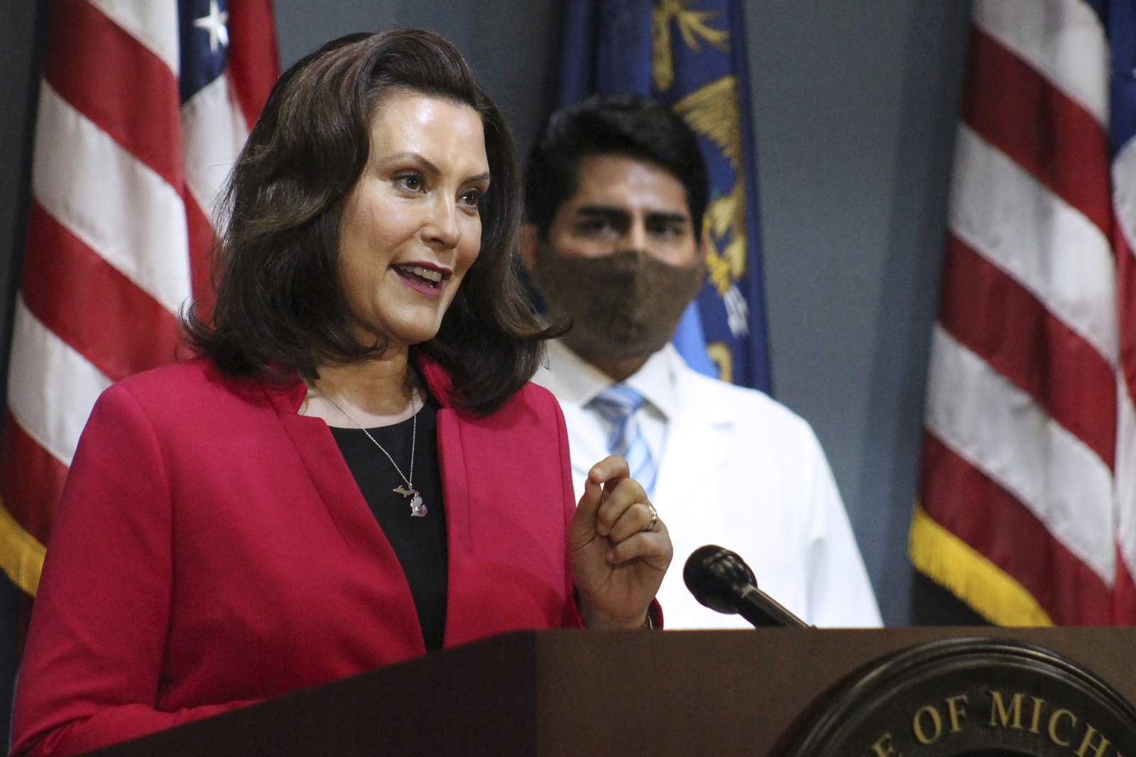 Michigan Gov. Whitmer signs order ensuring workers compensation eligibility for COVID-19 frontline workers