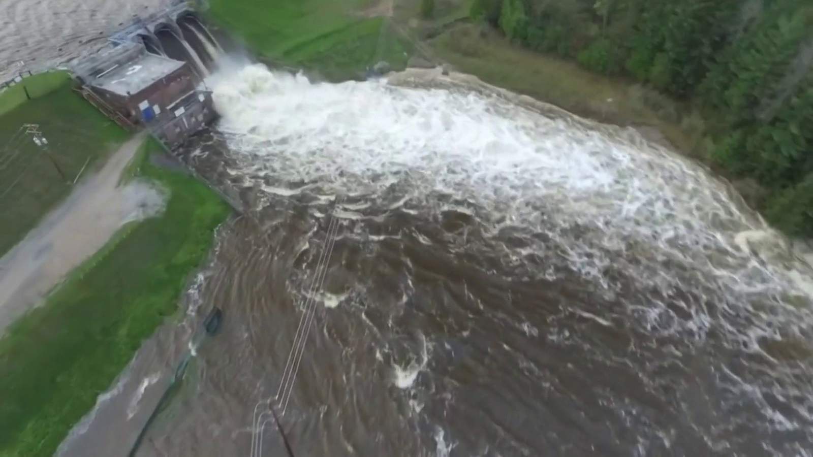 Dam failures lead to devastating floods across mid-Michigan