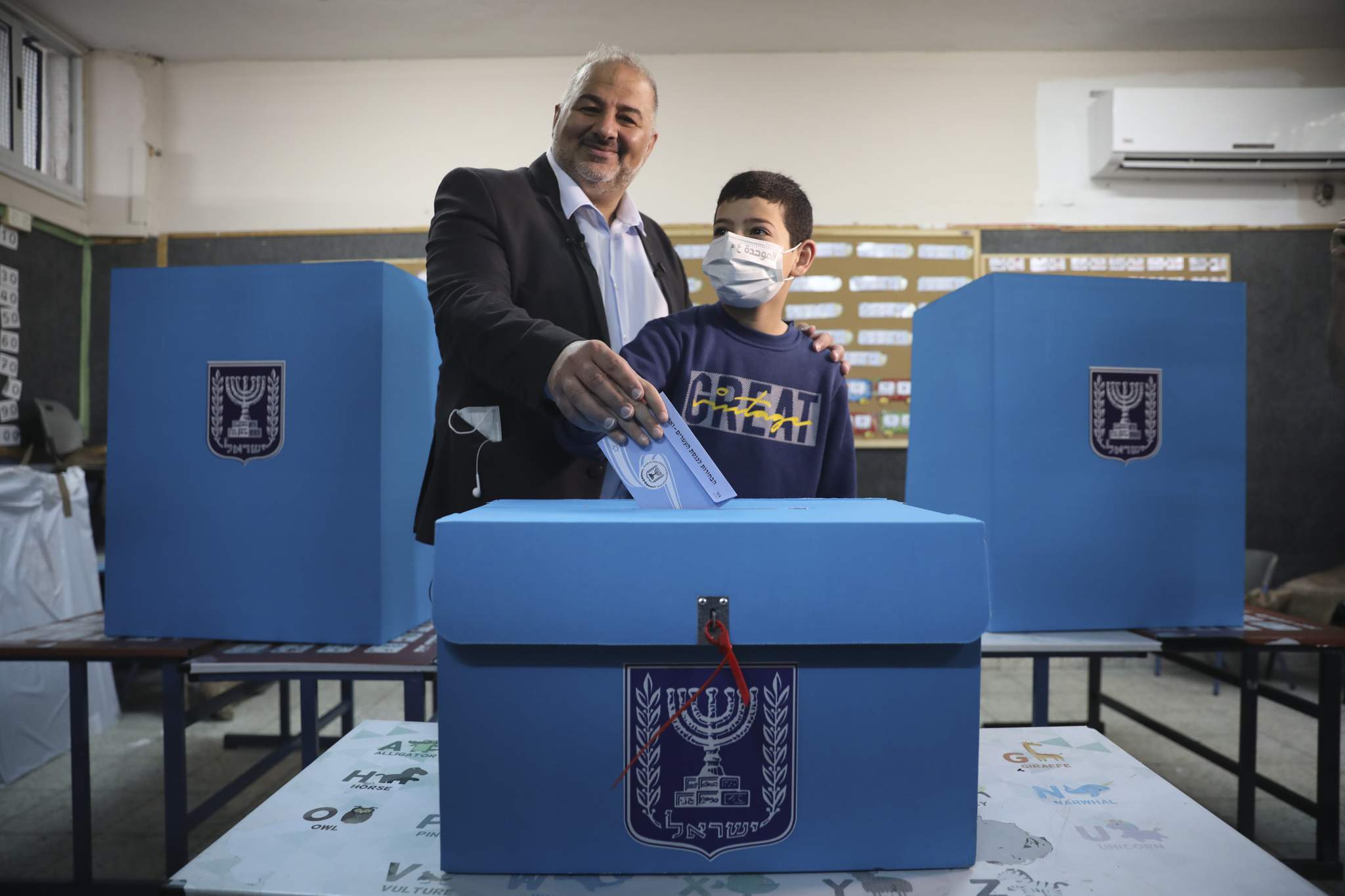 Tight Israeli vote means Arab Islamist could choose next PM