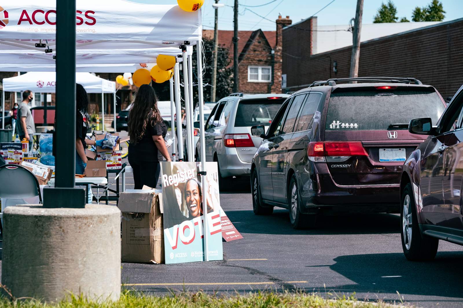 Dearborn nonprofit serves more than 2,000 students in drive-thru back-to-school fair