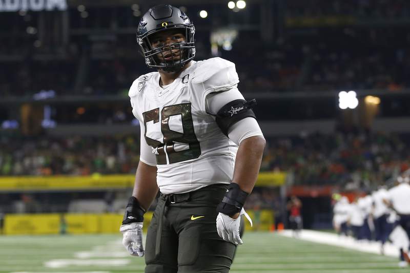 Detroit Lions select Oregon OL Penei Sewell with No. 7 pick in first round of 2021 NFL draft