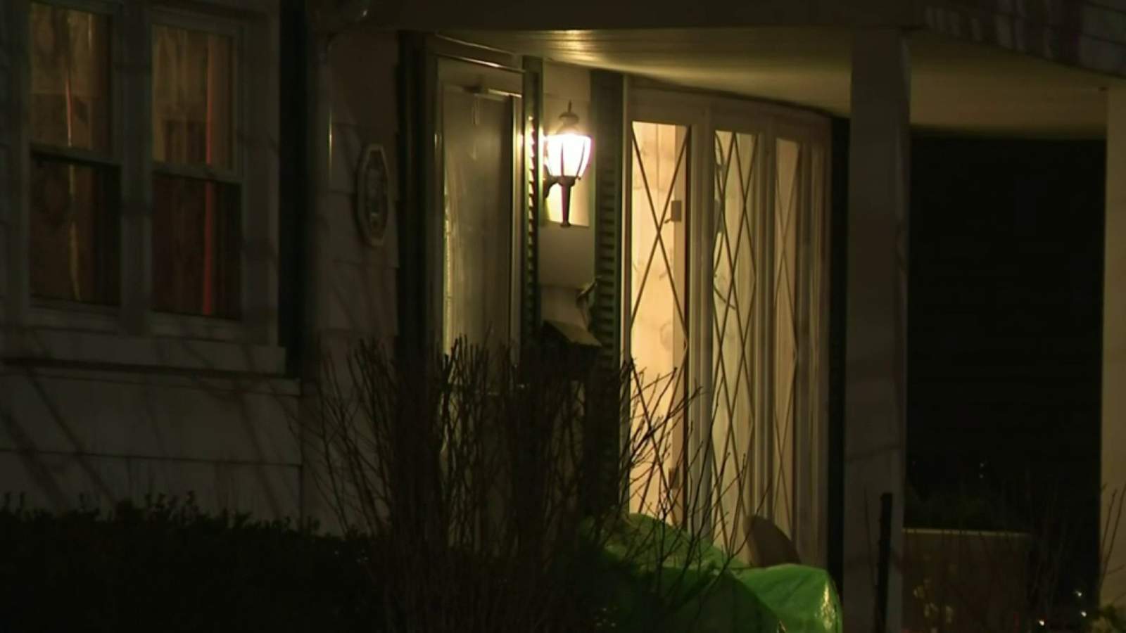 Police find 2 dead, 1 injured at Garden City home after apparent murder-suicide 911 call