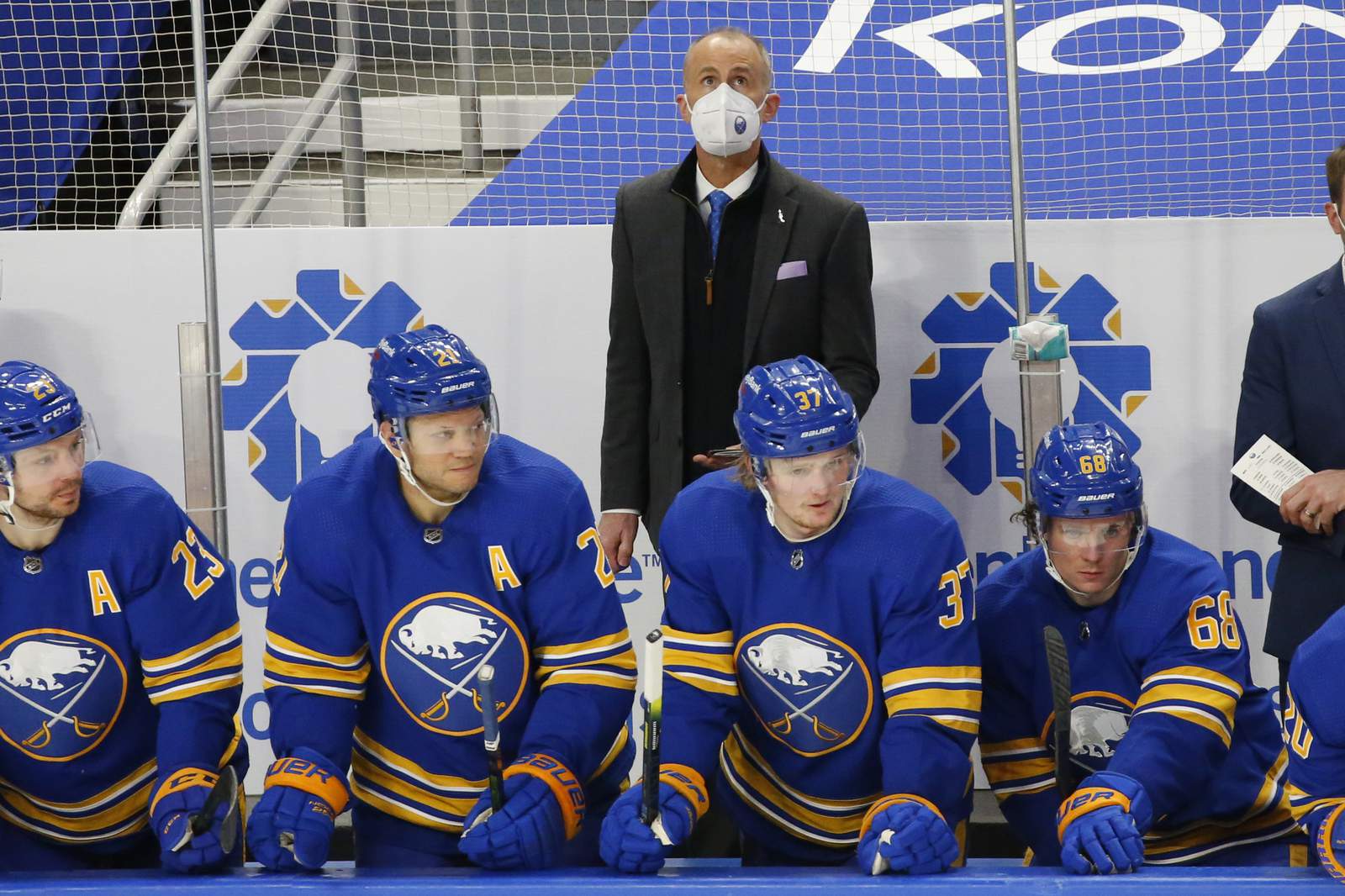 The Latest: Sabres interim coach cleared from COVID protocol