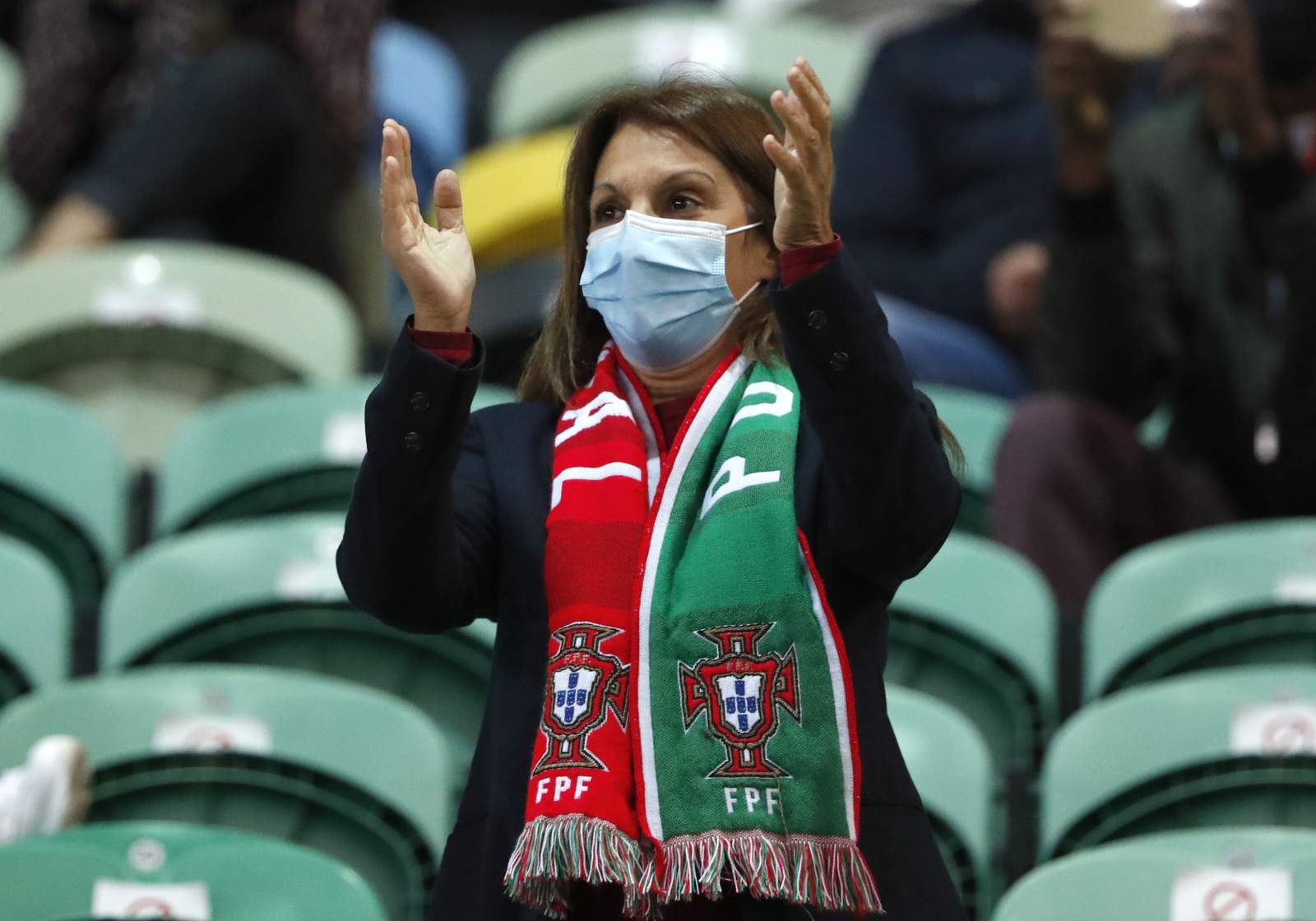 The Latest: Werder Bremen player tests positive for virus
