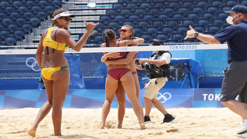 Women's beach volleyball: Latvian duo surprises favored Brazilians