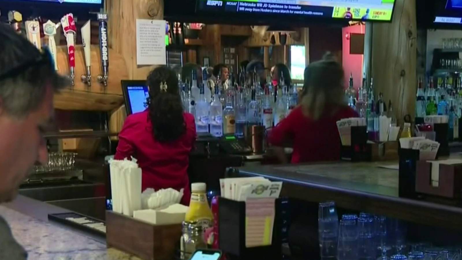 New bill would allow Michigan bars to stay open until 4 a.m.
