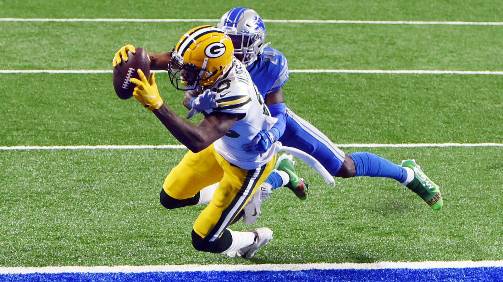 Packers beat Lions in Detroit, clinch division title