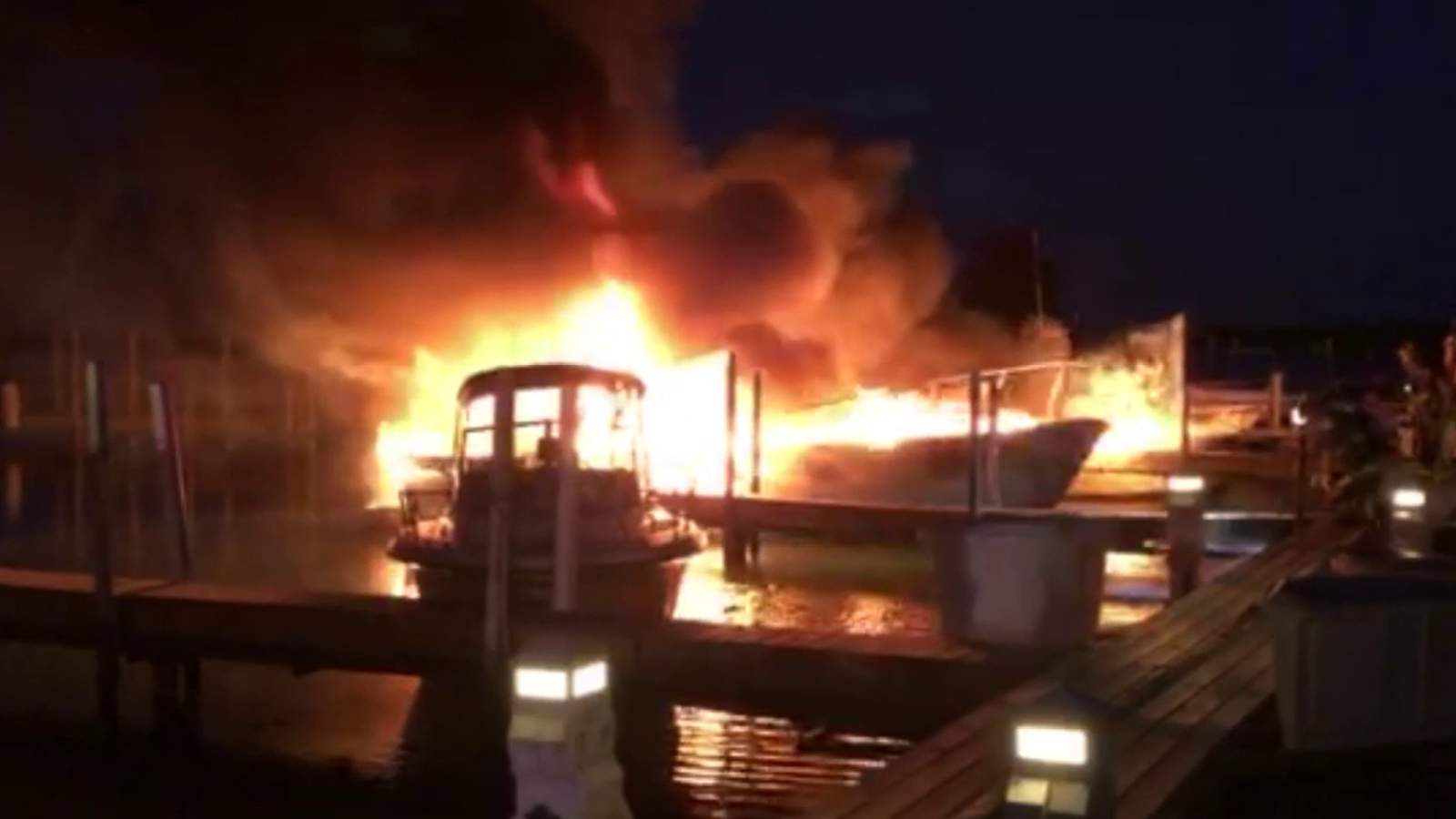 Cause of boat fire at Ford Yacht Club in Grosse Ile still under investigation