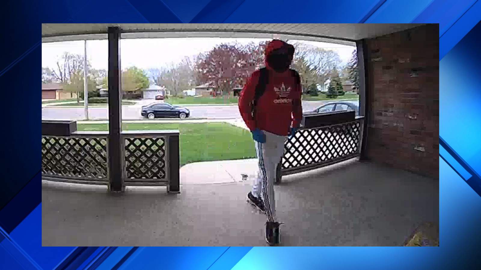 Roseville police seeking porch pirate caught on camera