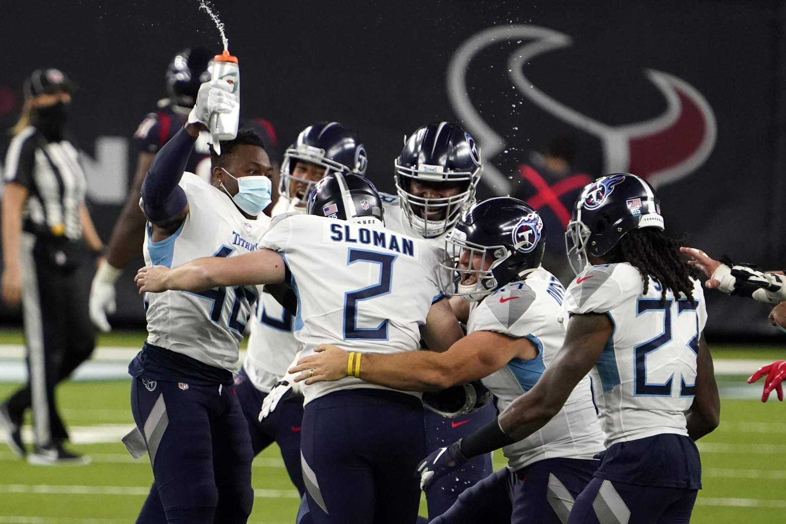 The Latest: Derrick Henry has 5th-best season in NFL history
