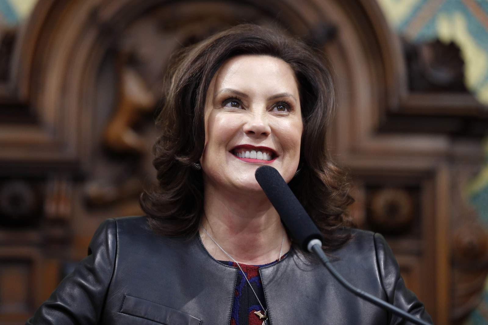 AP sources: Whitmer met with Biden as he nears VP decision