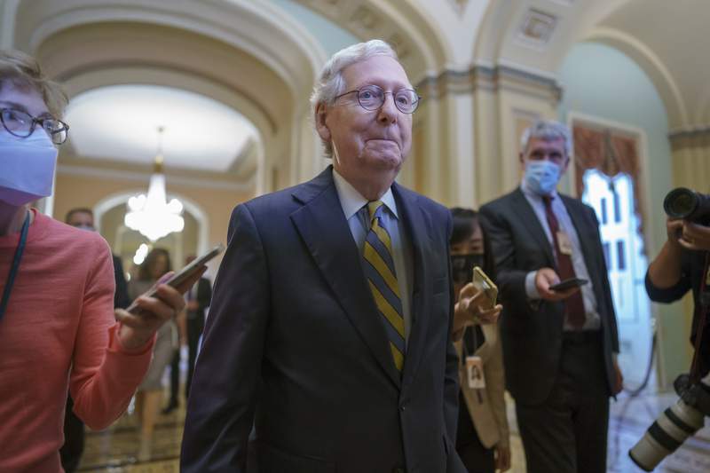 Congress foresees short-term debt fix amid perilous standoff