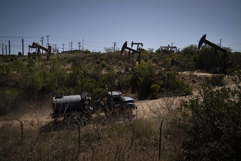 Los Angeles County votes to phase out oil and gas drilling