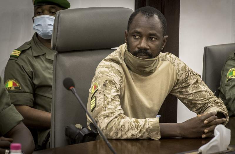 Mali’s transitional president resigns while in detention