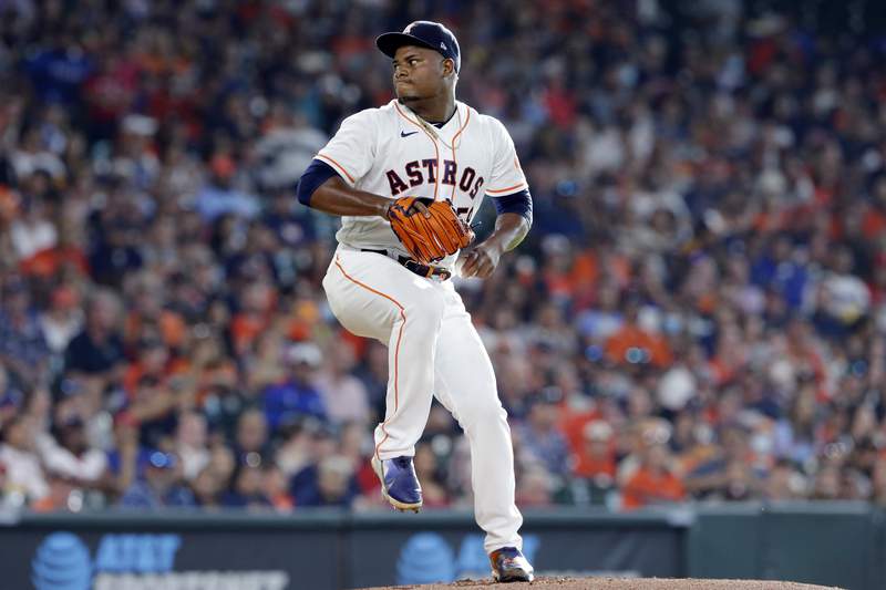 Astros lose combo no-hit try in 8th; Rangers' skid hits 11