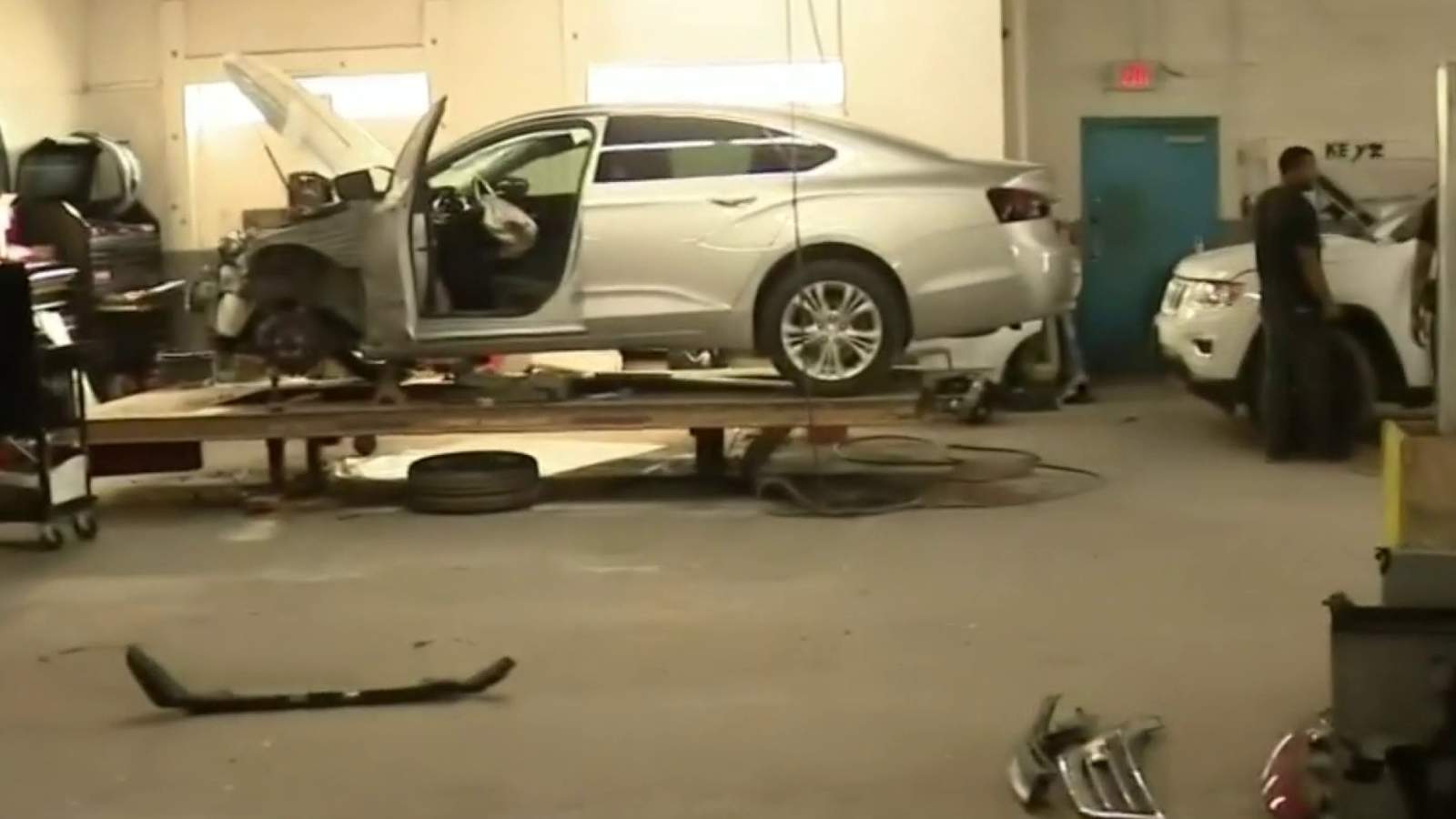 At least 20 stolen cars found as police raid suspected chop shop on Detroits west side