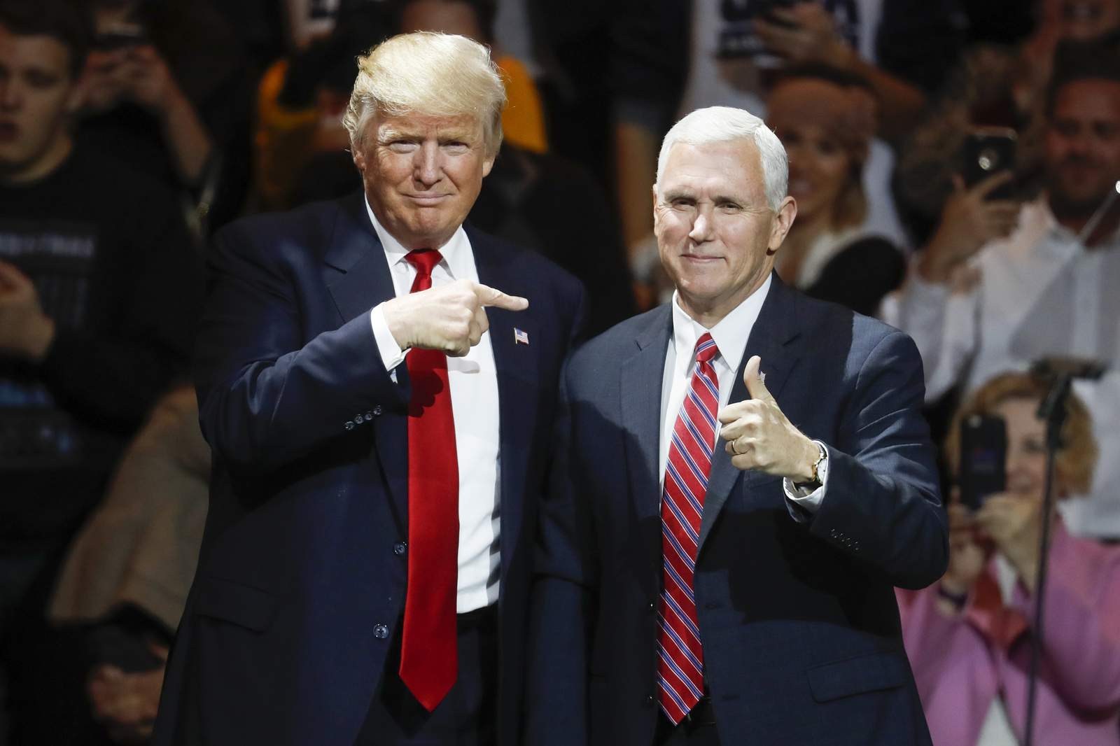 Michigan lawmakers call on Pence to invoke 25th Amendment to remove Trump from office
