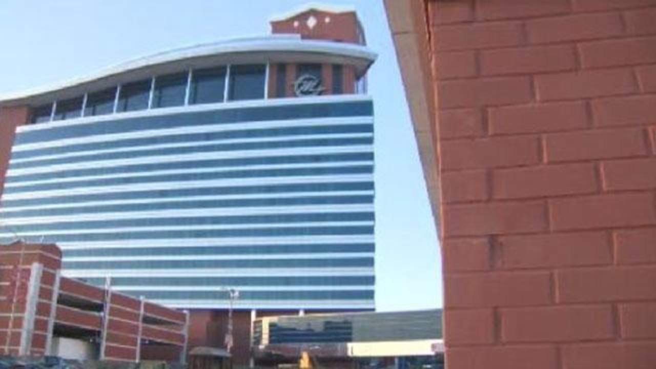 25-year-old man killed inside parking garage of Motor City Casino